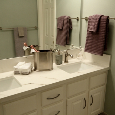 Lakes on Eldridge Bath Vanity