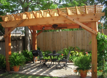 University-Place-Pergola-7