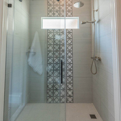Vick-second-floor-shower