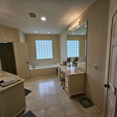 Master-Bath-View-1
