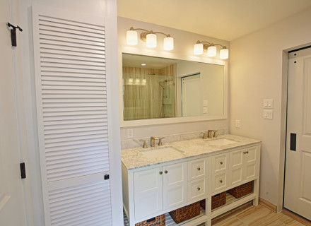 bathroon-Medium